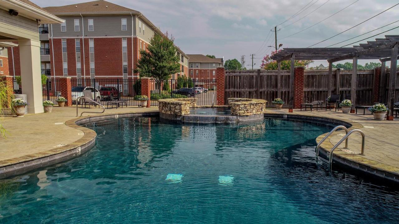 Legends Landing Villa Tuscaloosa Exterior photo